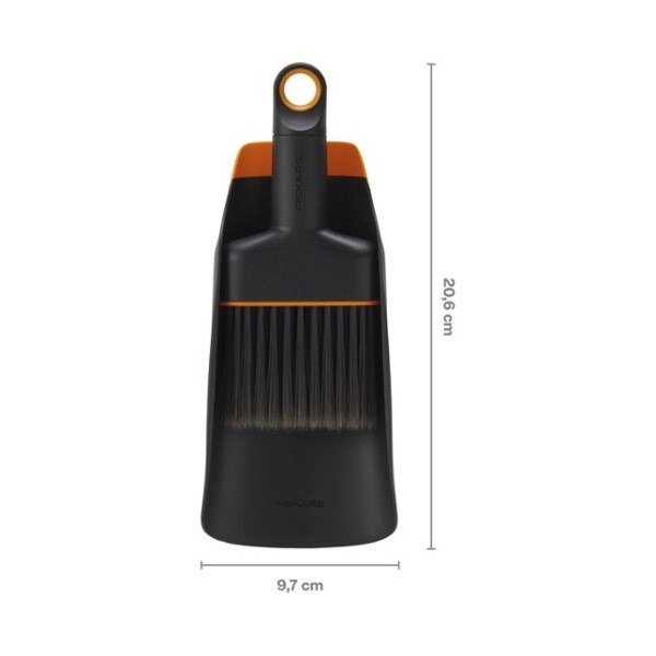 Fiskars šluotelės ir semtuvo komplektas