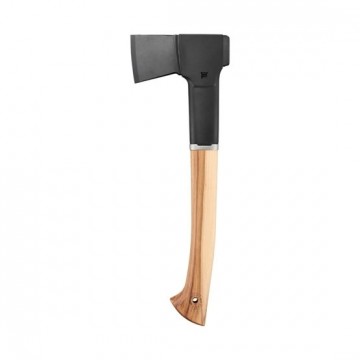 Fiskars kapojimo kirvis...