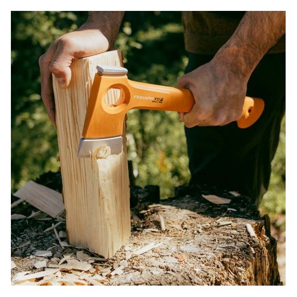 Fiskars turistinis kirvis X-Series X13